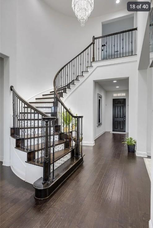 Building Photo - 4208 Bonanza Dr
