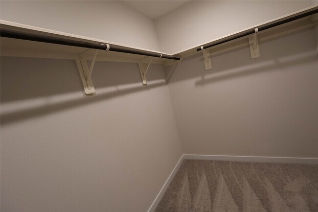 Building Photo - 7757 Bergamot Cir