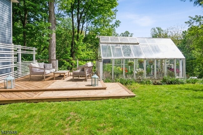 Building Photo - 678 Springfield Ave