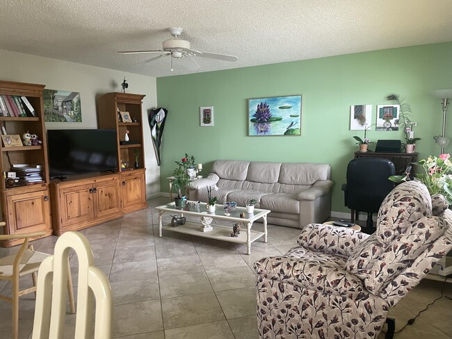 Primary Photo - 173 Normandy Ln