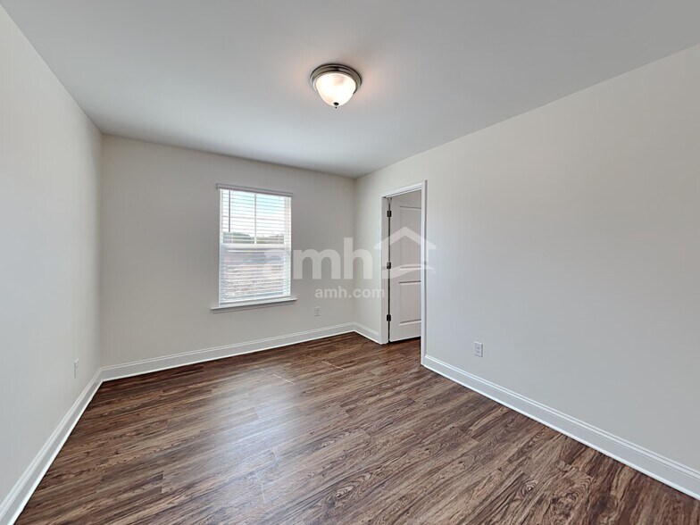 Building Photo - 3276 Brierhill Rd