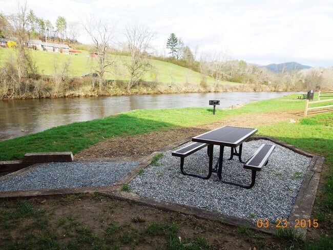 Steps to Webster River Park - 2021 Webster Rd