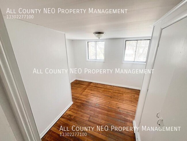 Building Photo - 1180 Murray Ave