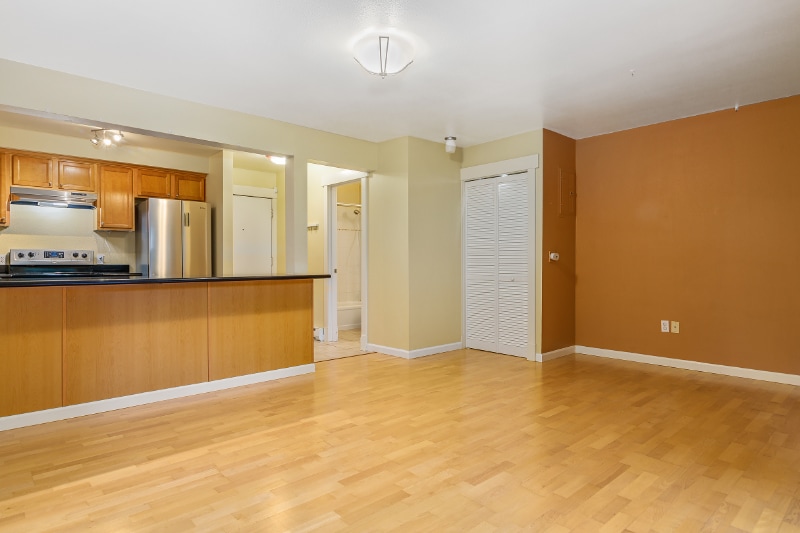 Building Photo - 1415 154th Ave NE