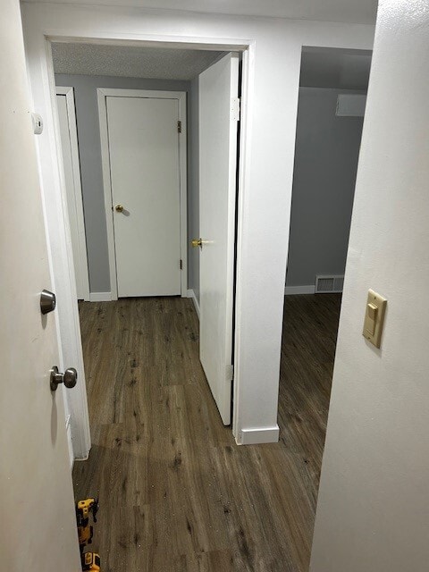 Building Photo - 918 Oak St