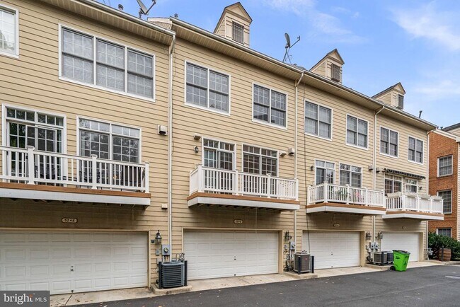 Building Photo - 5246 Tancreti Ln