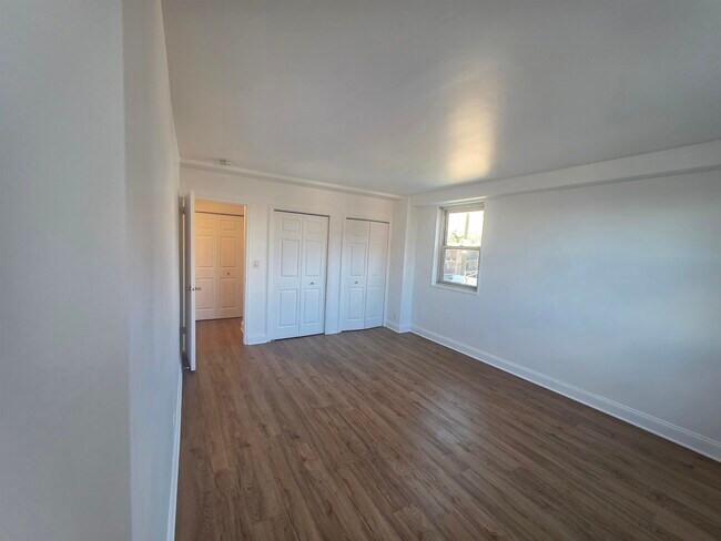 Building Photo - 7100 JFK Blvd E