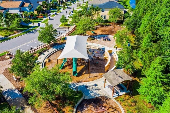 Building Photo - 1695 Ludington Ave