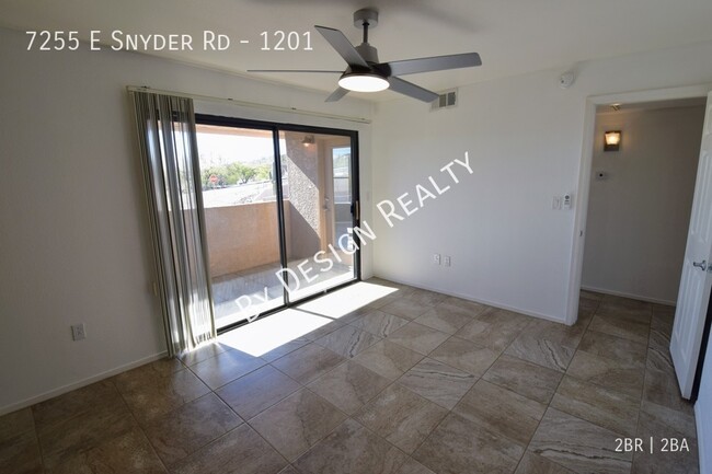 Building Photo - NE Foothills 2 Bed 2 Bath Condo - Gated Co...