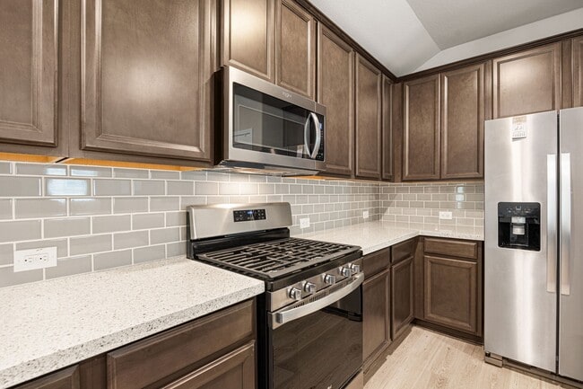 Building Photo - 5422 Sunway Dr