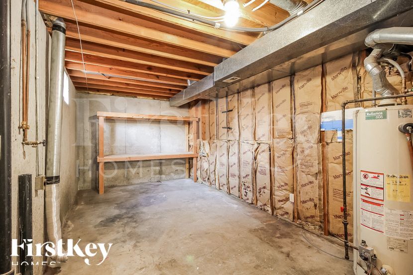 Building Photo - 1912 NW 62nd Terrace