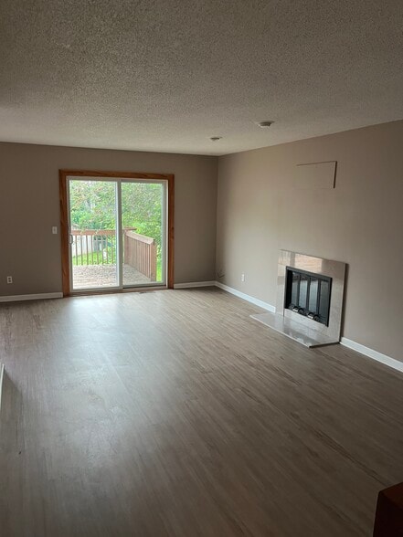 Building Photo - 1315 NW 90th St