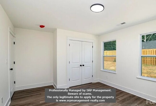 Building Photo - Charming BRAND NEW 3BR/2BA For Rent in Cha...