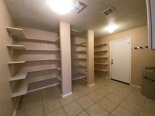 Building Photo - 313 Willow Oak Dr