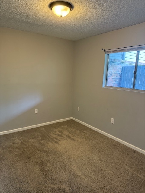 Building Photo - 94 Topsail Ct