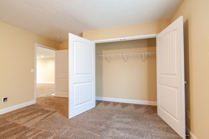 Building Photo - 6 Cal Rd