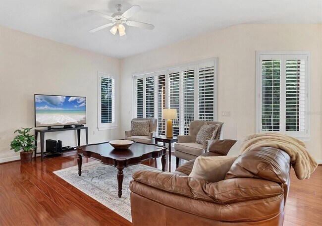 Building Photo - 5425 46th Ct W