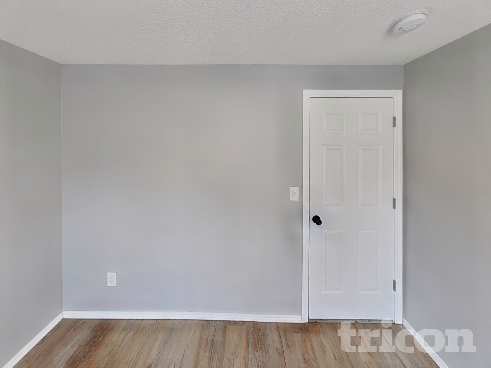 Building Photo - 577 SW 207th Ave