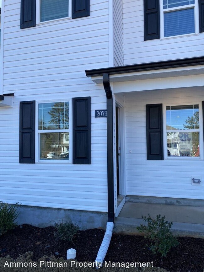 2 br, 2.5 bath House 2061 Wiggins Village 2061 Wiggins Village Dr