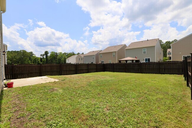 Building Photo - 2037 Elmridge Rd