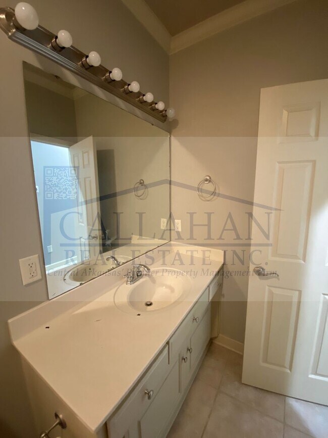 Building Photo - Millers Crossing 4 Bedroom