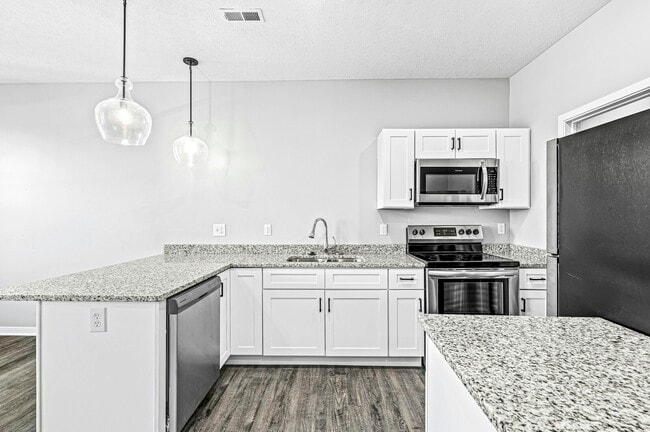 Building Photo - 260 N 10th St