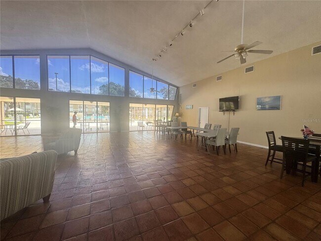 Building Photo - 3118 S Semoran Blvd