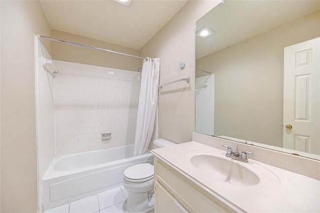 Building Photo - 4406 Parklane Colony Ct