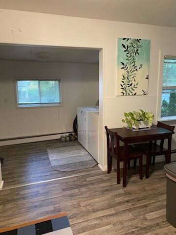 Entryway/laundry - 319 Stewart Ave B Marlena