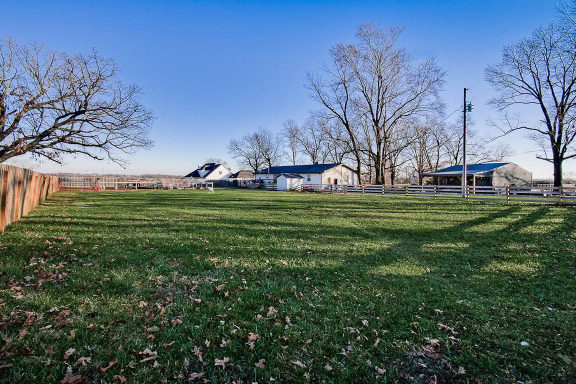 Building Photo - 9940 Kitty Rd