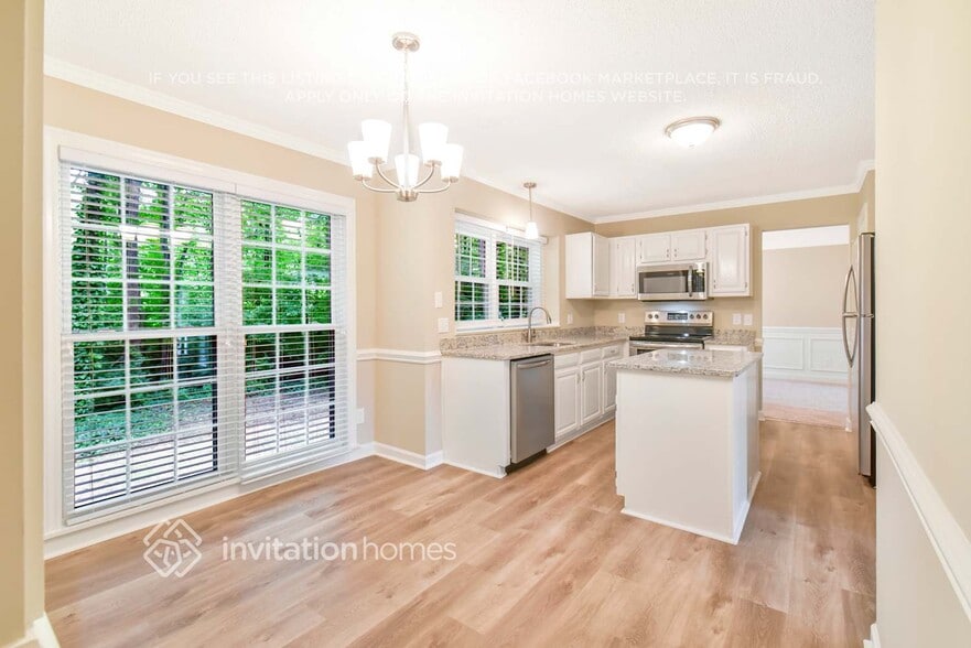 Building Photo - 3800 Melshire Ln