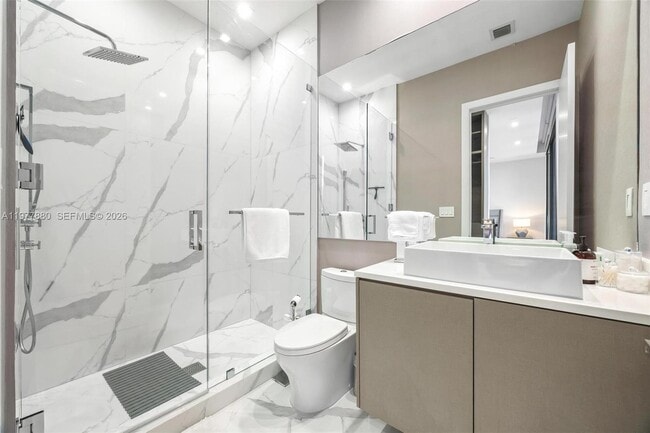 Building Photo - 3367 NE 168th St