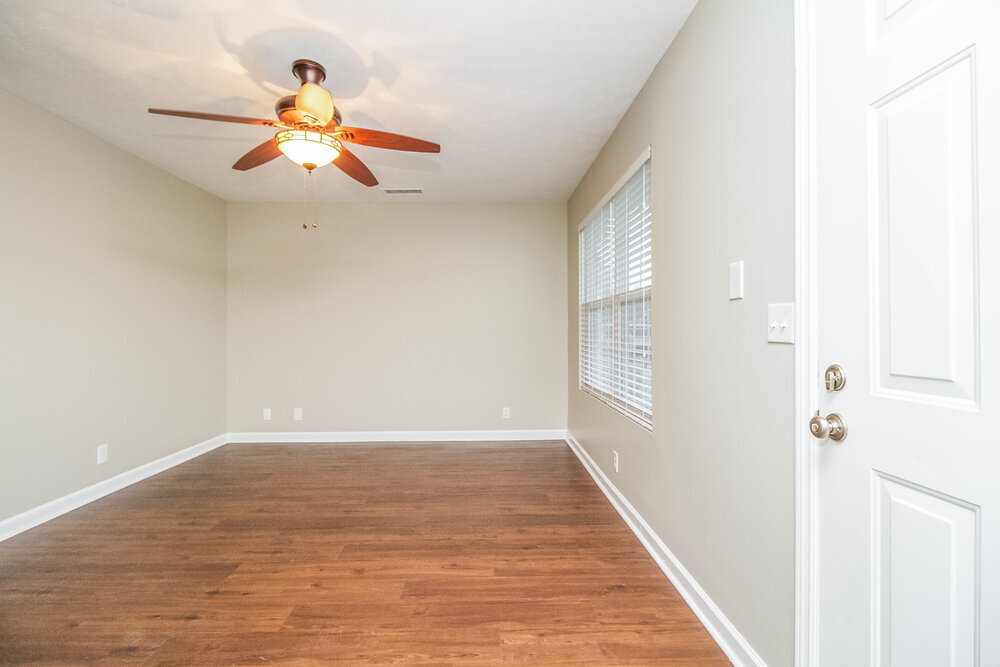 Building Photo - 1416 Westview Dr