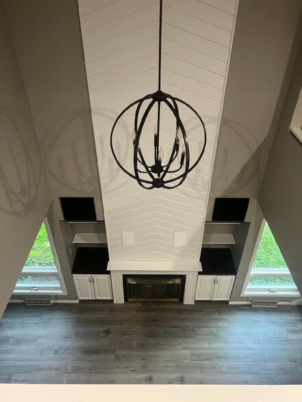 Building Photo - 102 Crab Apple Ct