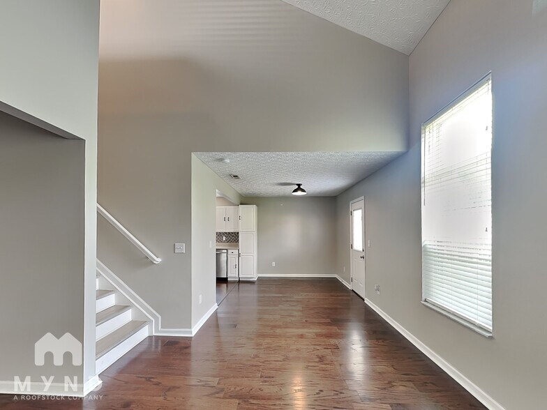 Building Photo - 2179 Balais Ct