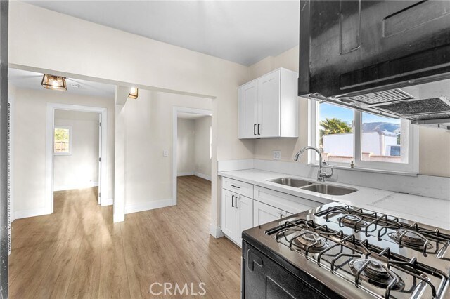 Building Photo - 906 N Allen St