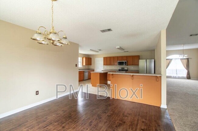 Building Photo - 3514 Farrington Ct