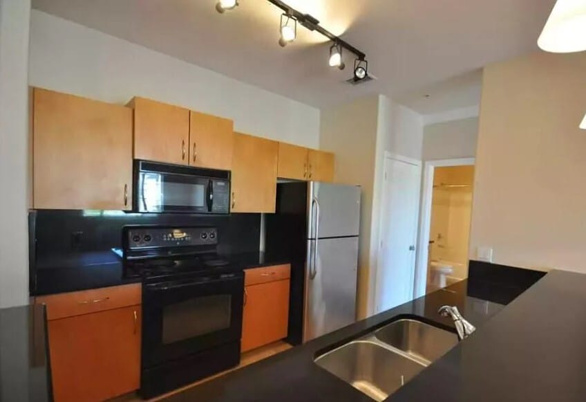 Building Photo - 8290 Gate Pky W