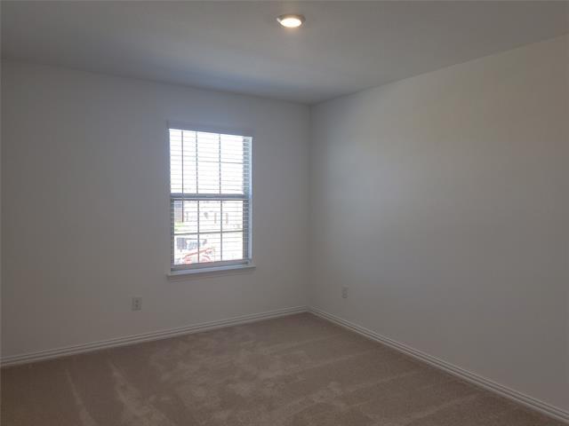 Building Photo - 10032 Thornapple Rd