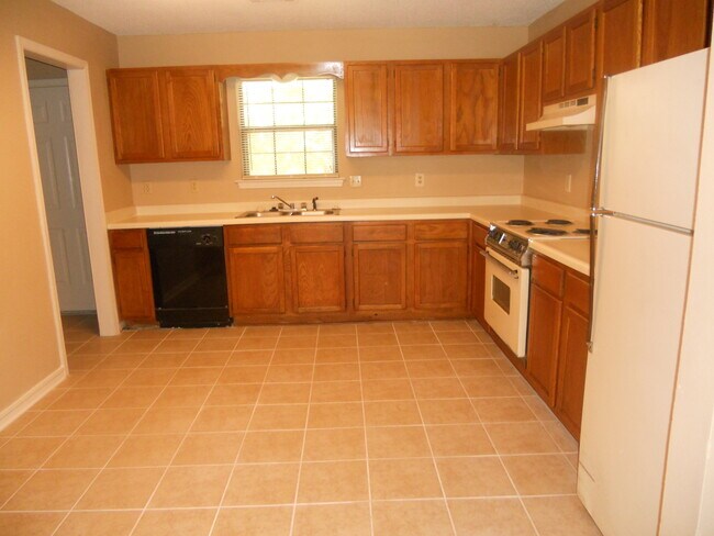 Building Photo - 115 Chiliwood Ln