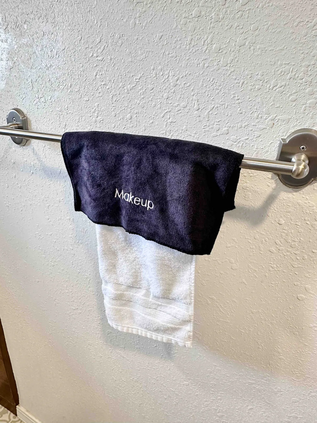 Towel hook - 3827 Monroe Ave