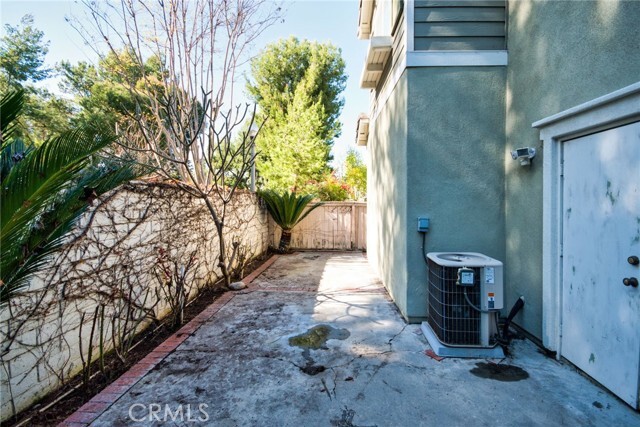 Building Photo - 75 Windward Way
