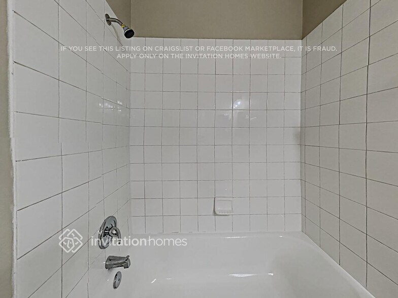 Building Photo - 13606 Hawkeye Dr