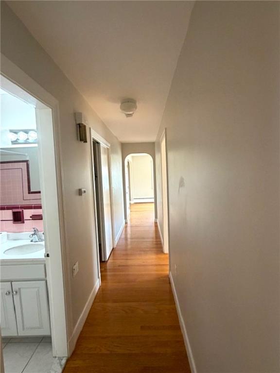 Building Photo - 216 Harris Ave