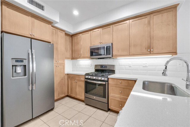 Building Photo - 311 N Edenfield Ave