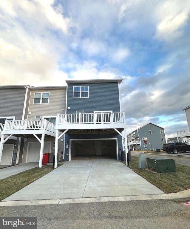 Building Photo - 27 Rolling Branch Dr