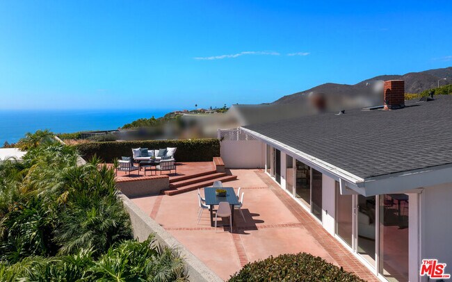 Building Photo - 18100 Wakecrest Dr