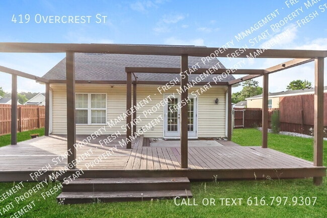 Building Photo - 419 Overcrest St