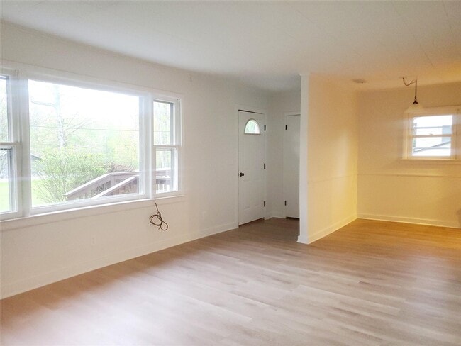 Building Photo - 5329 Searsville Rd