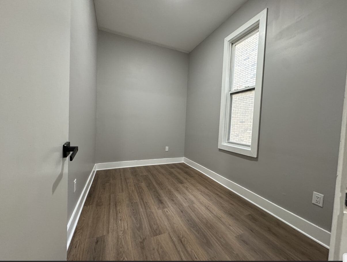 Unit 3 - 324 Old Bergen Rd